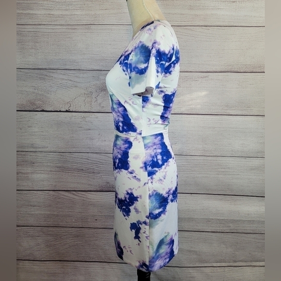 BEC & Bridge Saint Cloud Tie Dye Print Cut Out Waist Mini Dress Size 4 - Picture 3 of 9